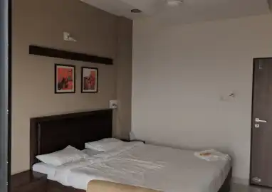 Deluxe AC room